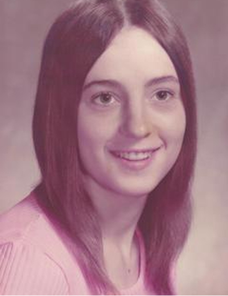 Mary  Lou (Yant) Dowling