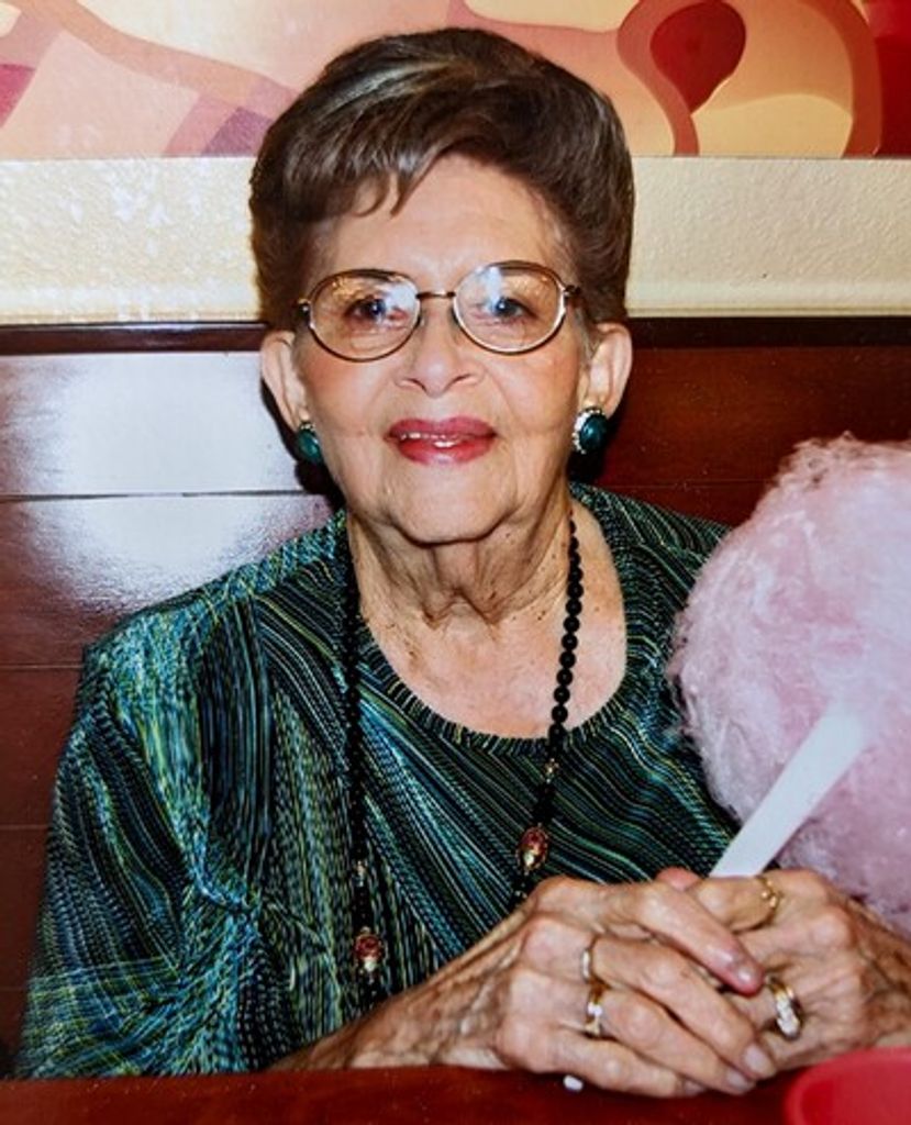 Alicia C. Loustaunau Profile Photo