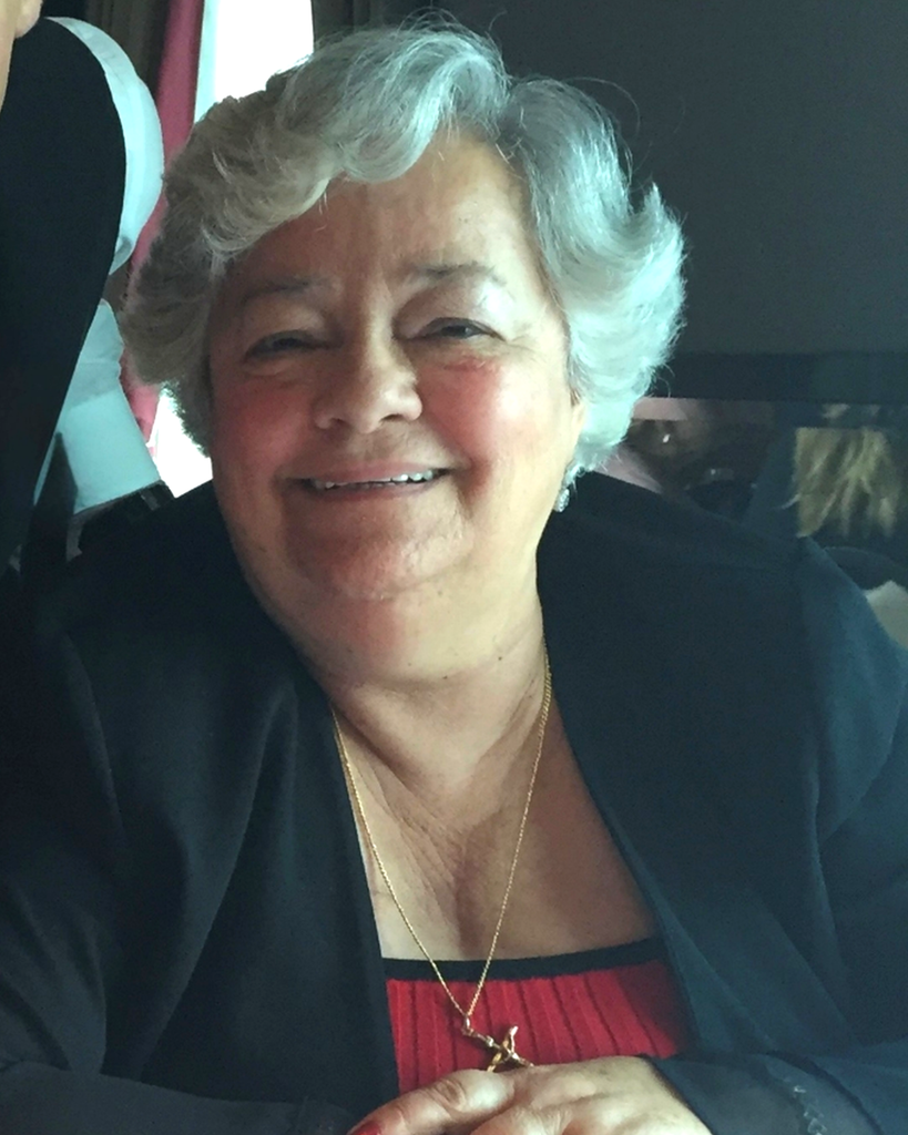 Teresa Maria DeCastro