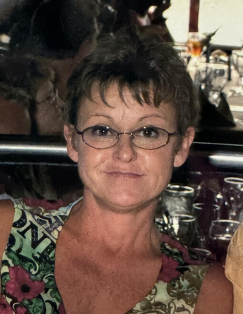 Debbie (Thompson) Davis