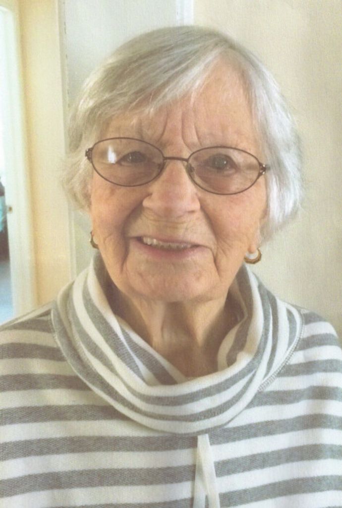 Esther "Paula" J. (Giammatteo)  Barclay