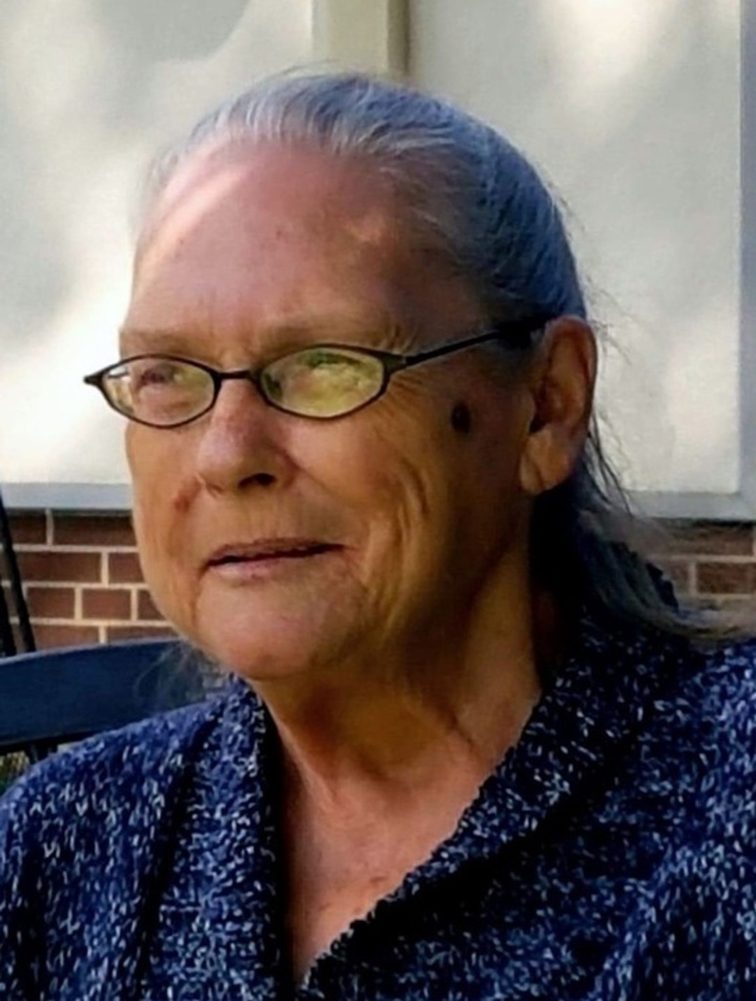 Yvonne  Desrochers photo gallery image 1 of 1