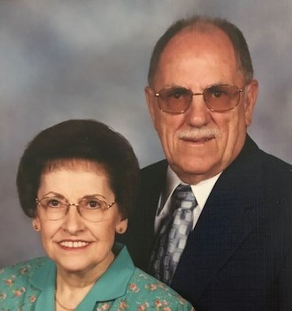 Robert D.  "Bobby" Luckenbill