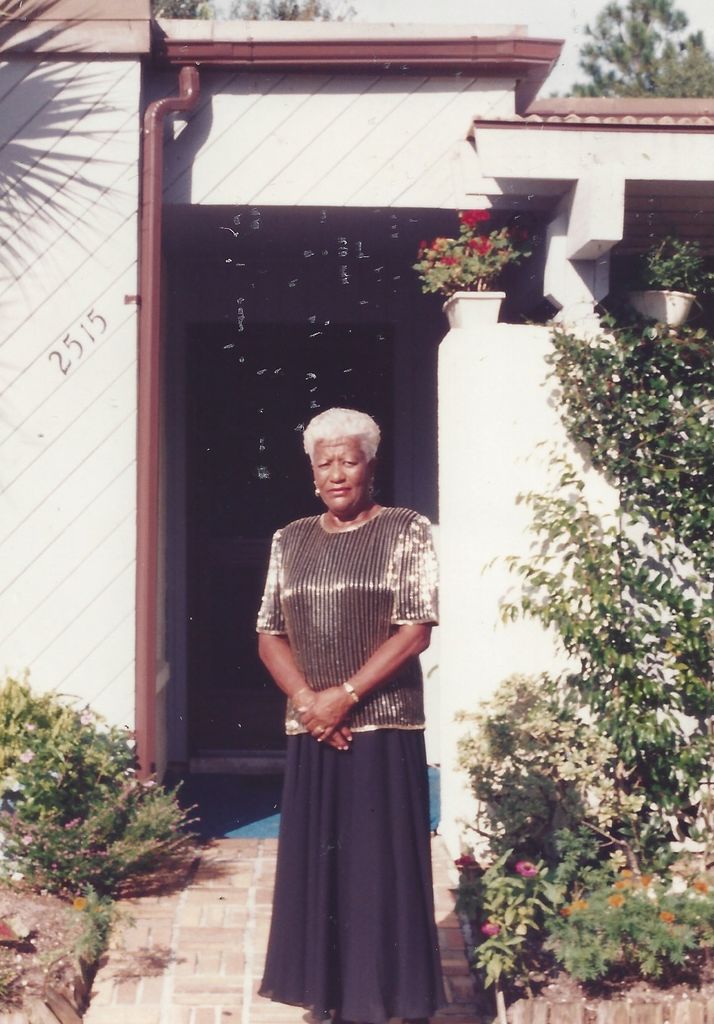 Hazel Veronica Reynolds Profile Photo
