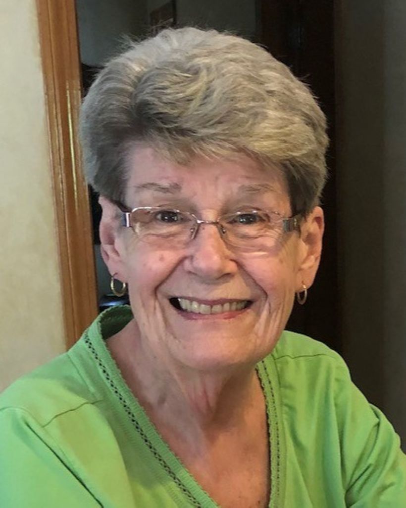 Juliana (Carangelo) Long Profile Photo