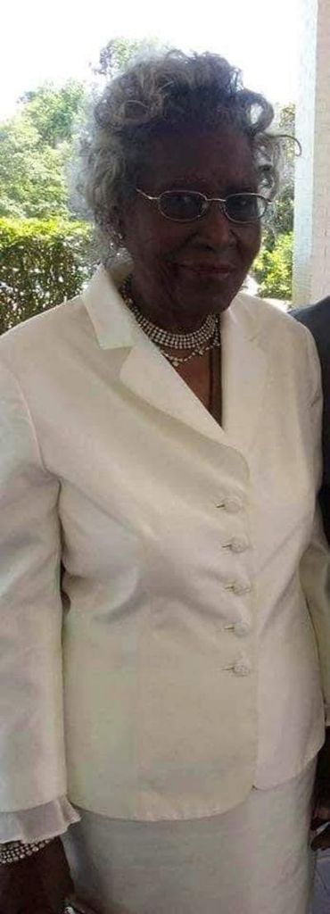 Sarah Geneva Tomlin China Profile Photo