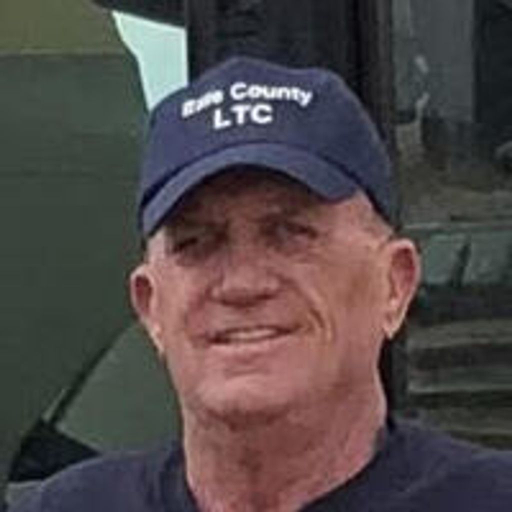 Wayne Raymond (Plainview)