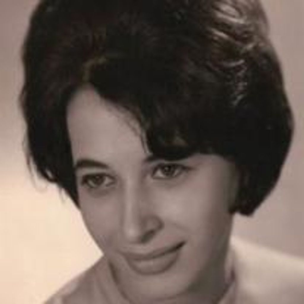 Silvia Ilona Robertson
