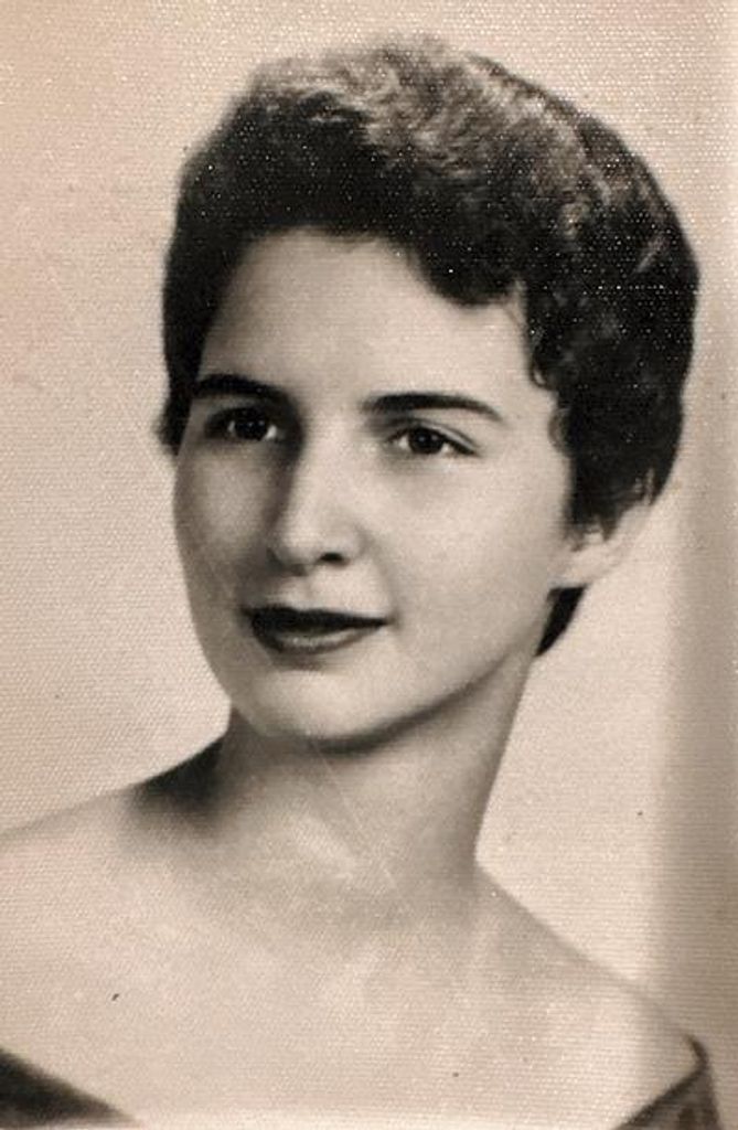 Elizabeth Carr Faulkenberry Profile Photo