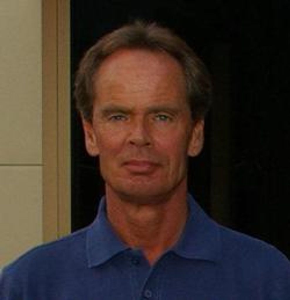 Terry D Hollingshead