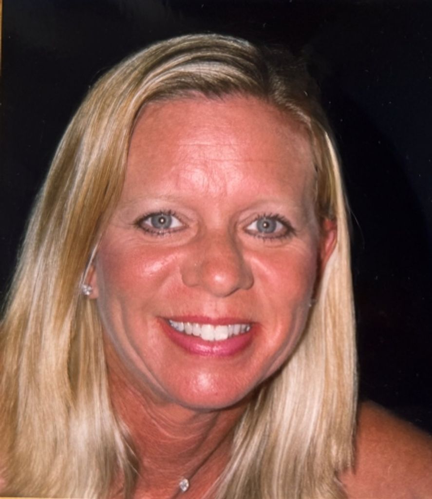 Susan Tomsu Profile Photo