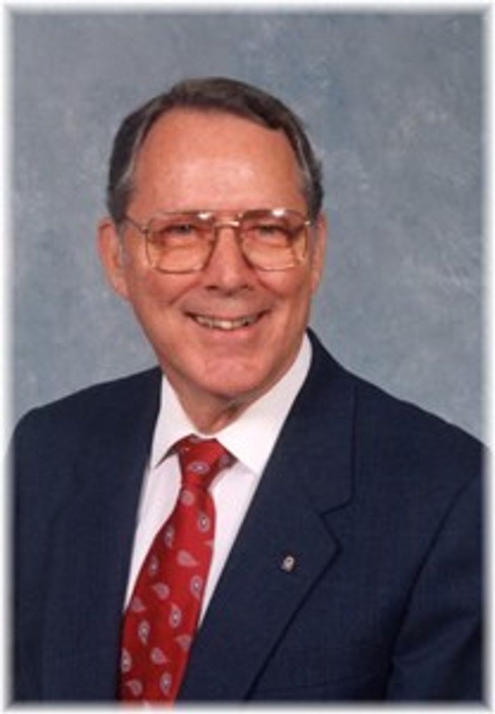 Robert Louis Stephens Profile Photo