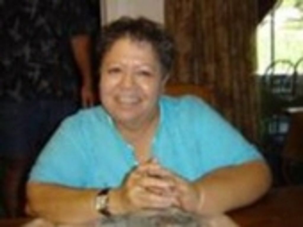 Mary Valles Flores