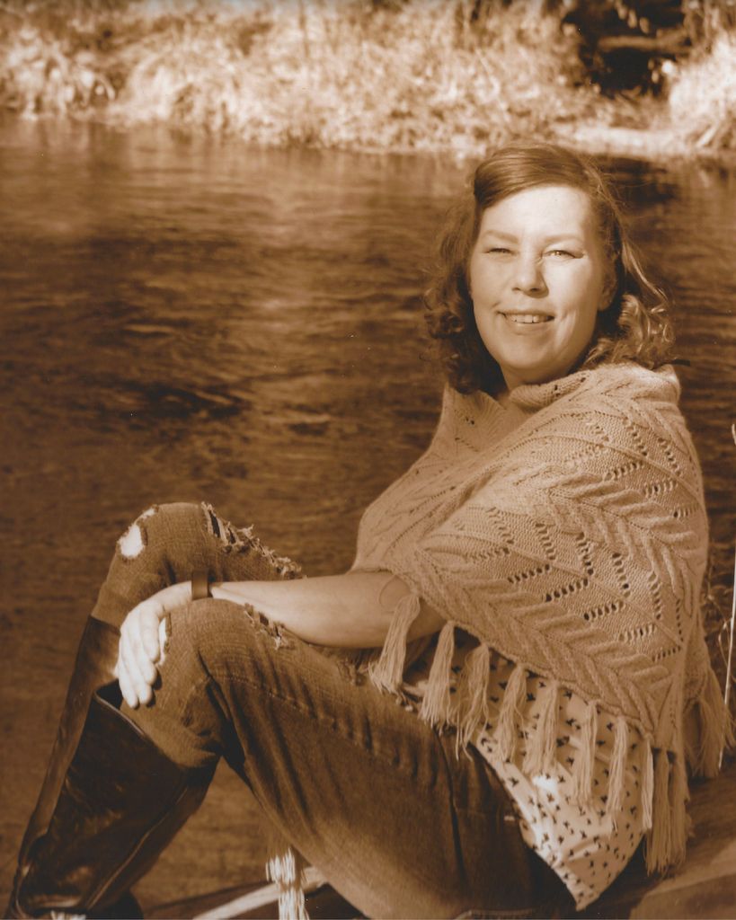 Tina Andrews
