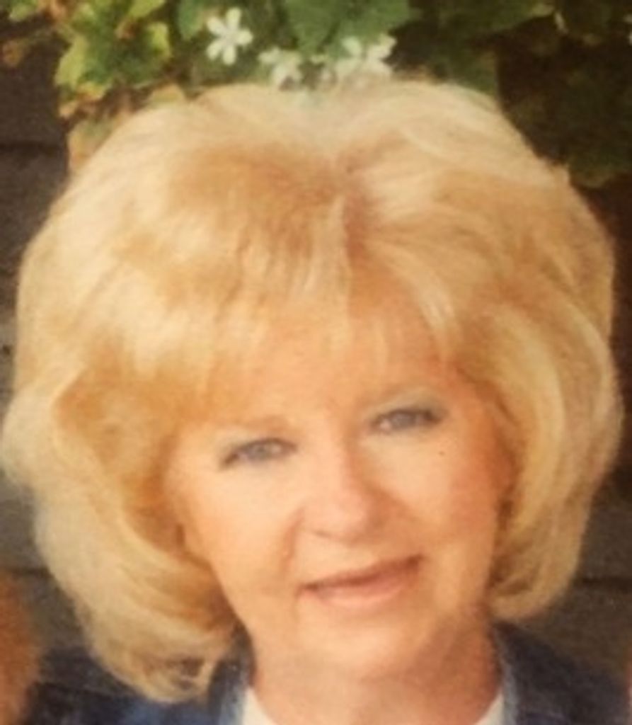 Carolyn Dove