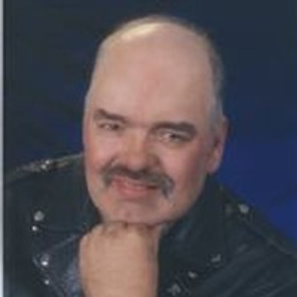 Robert  Lee Campbell