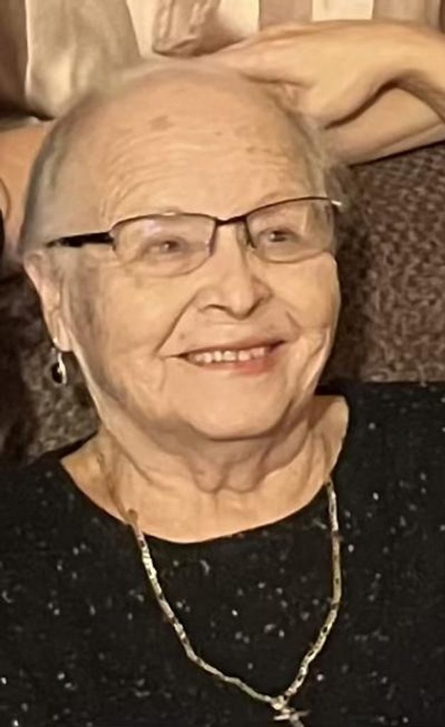 Elena Saenz Profile Photo