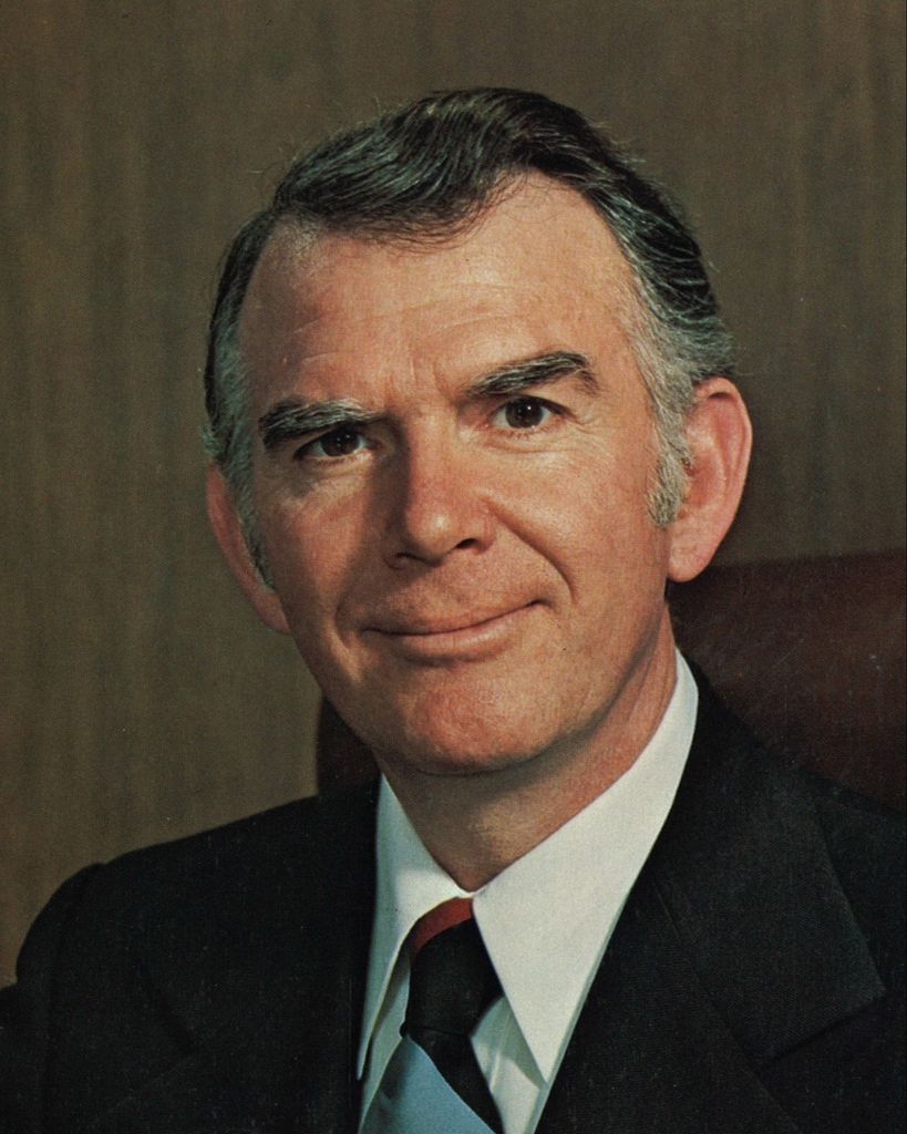 Dr. Wallace Bunnell Smith