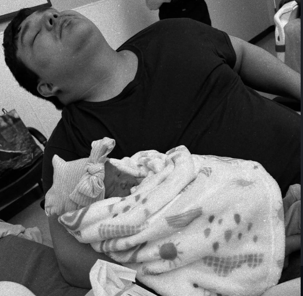 Ainsleigh Apanii Running Crane Profile Photo