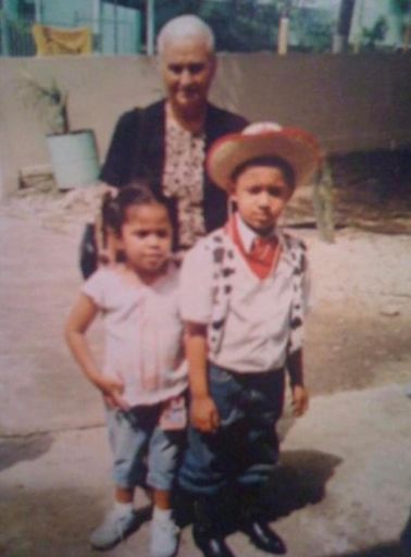 Carmen Gloria (Ruiz)  Feliciano photo gallery thumbnail 47 of 131