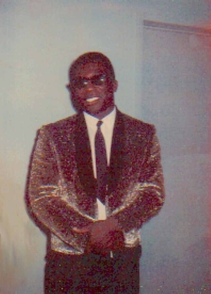 Mr. Robert Blount