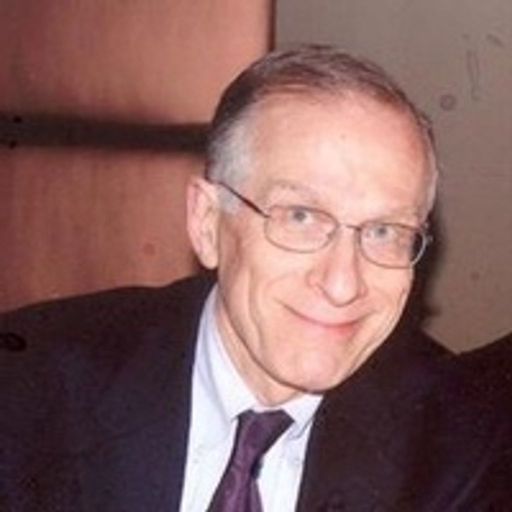 Dr.  Carlos Rozenbom