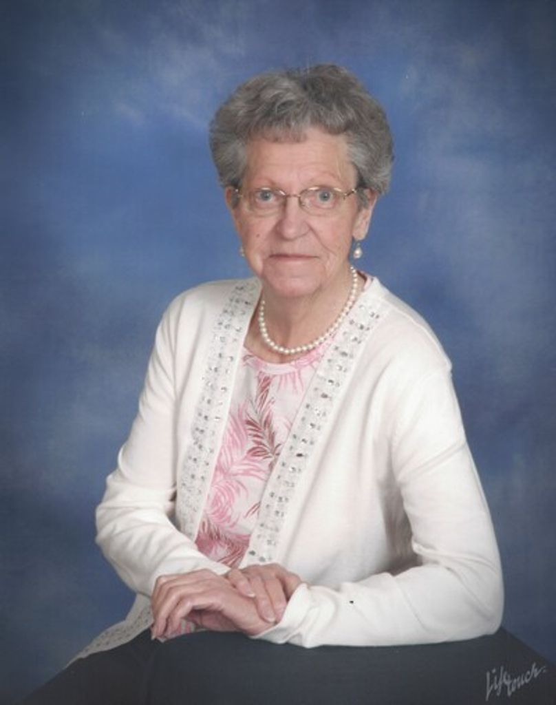 Leona Chalaturnyk Profile Photo