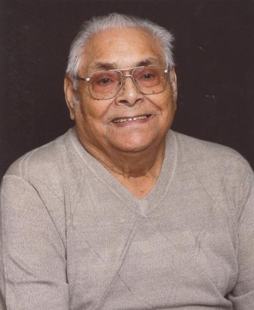 Ricardo "Woody" Robledo