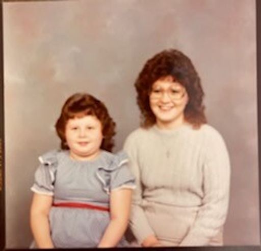 Anna Marie Holt photo gallery thumbnail 25 of 80