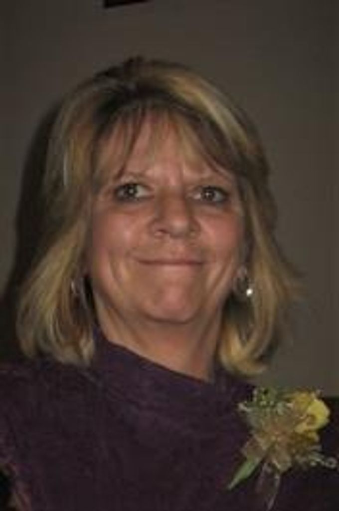 Rebecca Lynn Clobes Profile Photo