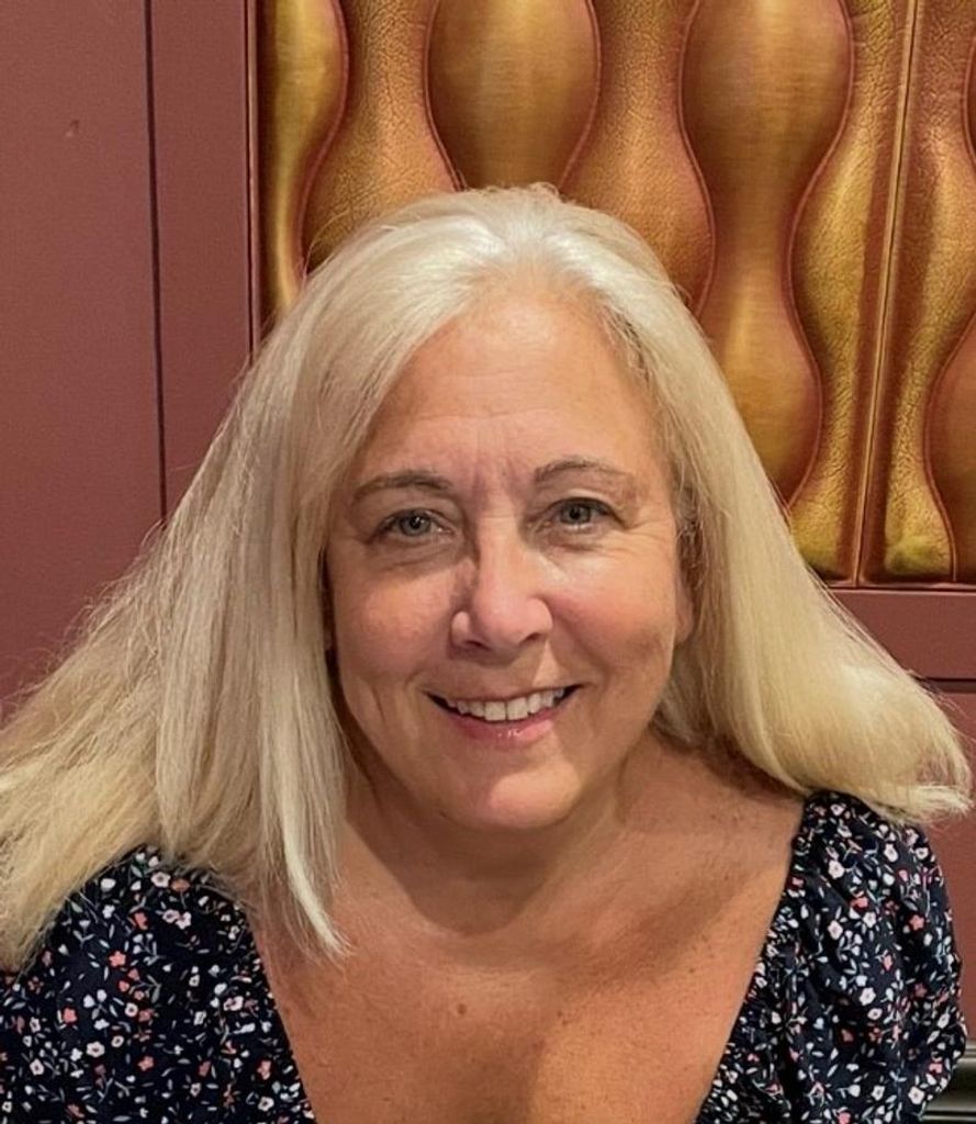 Karen Benson Profile Photo