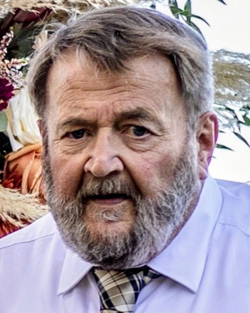 Christopher McDonald Profile Photo