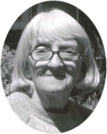 Linda Backus photo gallery thumbnail 1 of 1