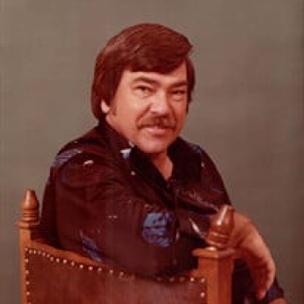 Raymond (Butch) Mills