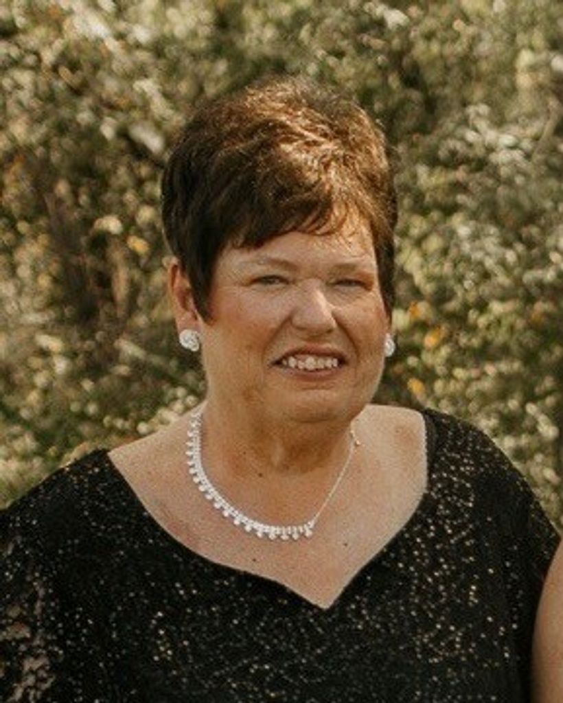 Patricia "Trish" Estella (Minder) Eddy Profile Photo