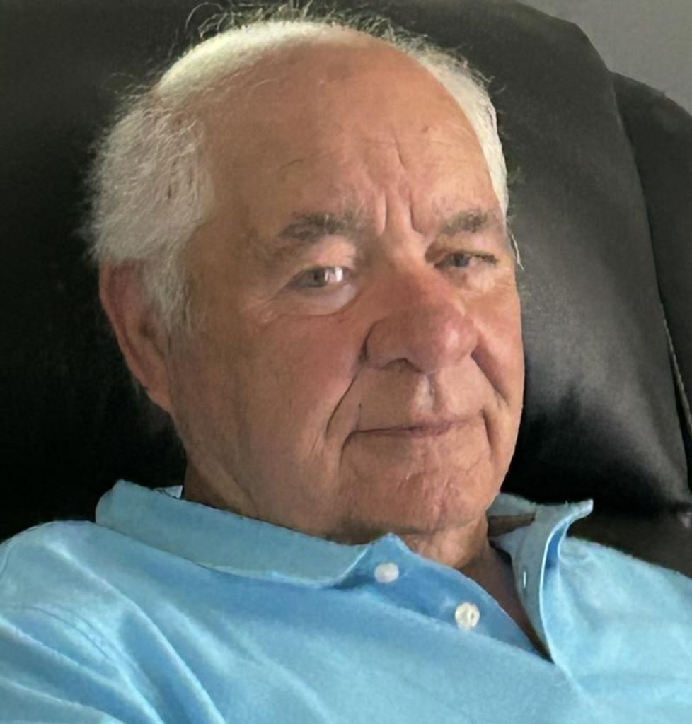 Lloyd "Smokin Joe" Ellis