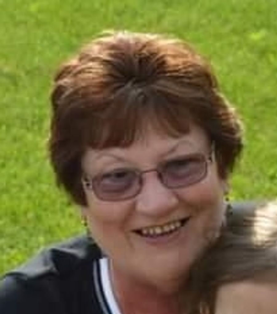 Patricia E (Wells)  Hall Profile Photo