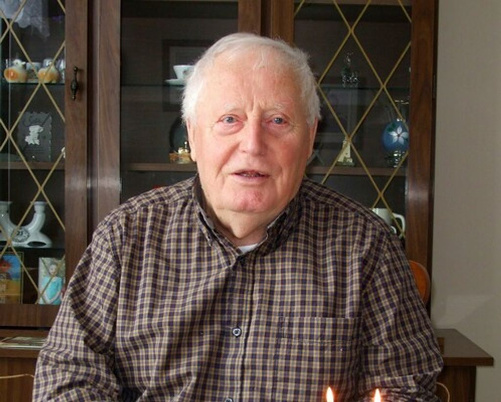 Robert Ross Brown Profile Photo