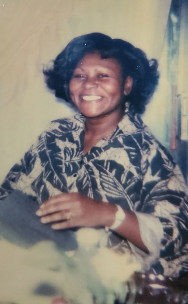 Carolyn Sharpe Smith