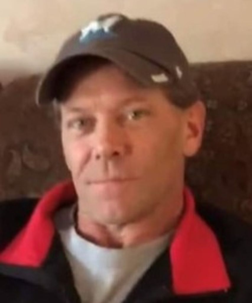 Charles "Chuck" Edward Lee