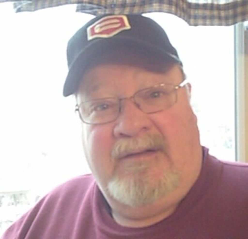 Lee Hunter Davis Profile Photo