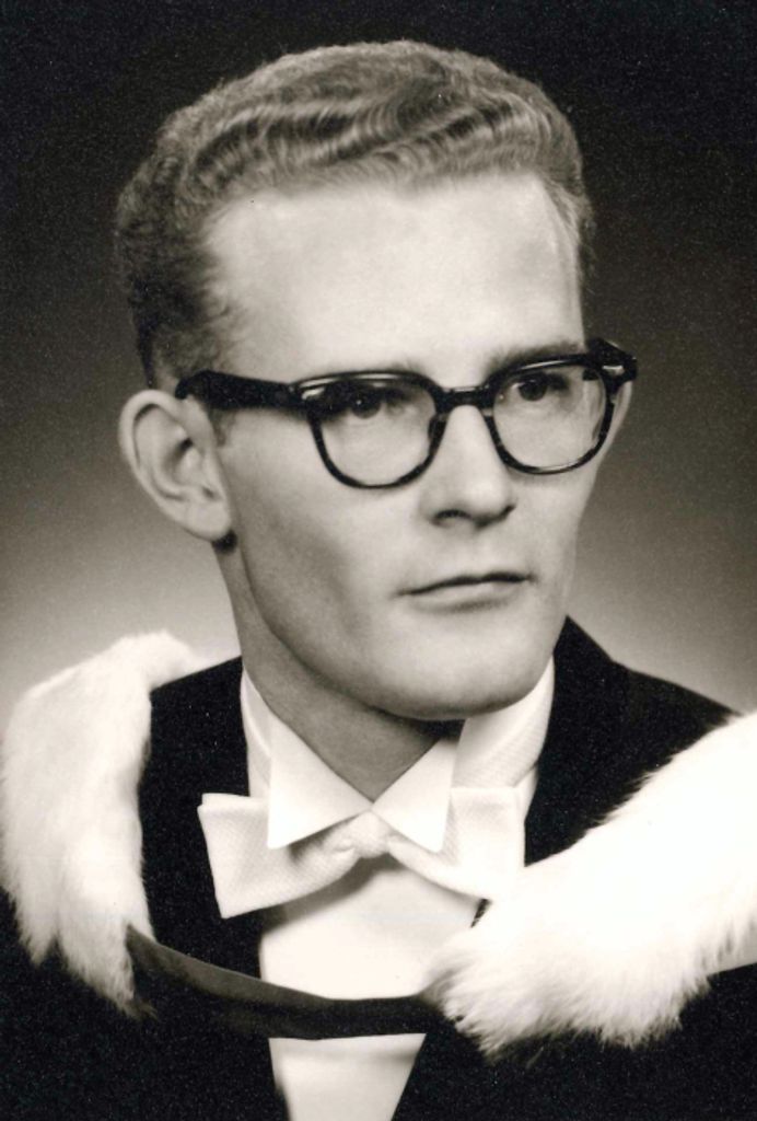 James Alexander Farr Profile Photo