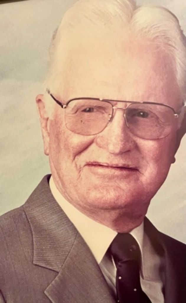 Talmage "Tad" Eugene Gilbreath Profile Photo
