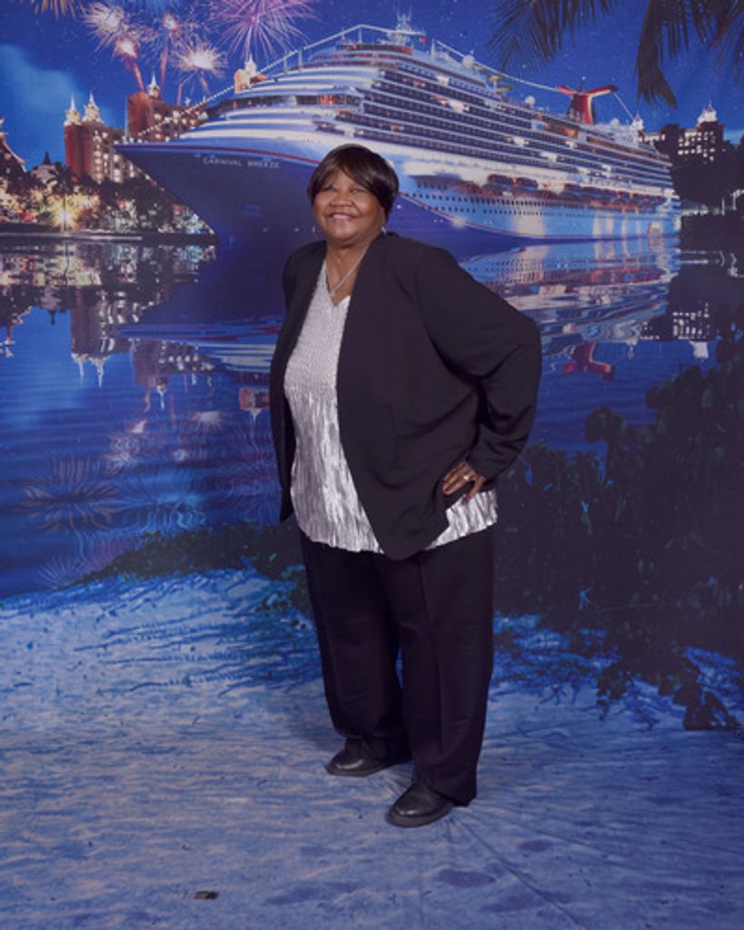 Minerva Solomon Profile Photo