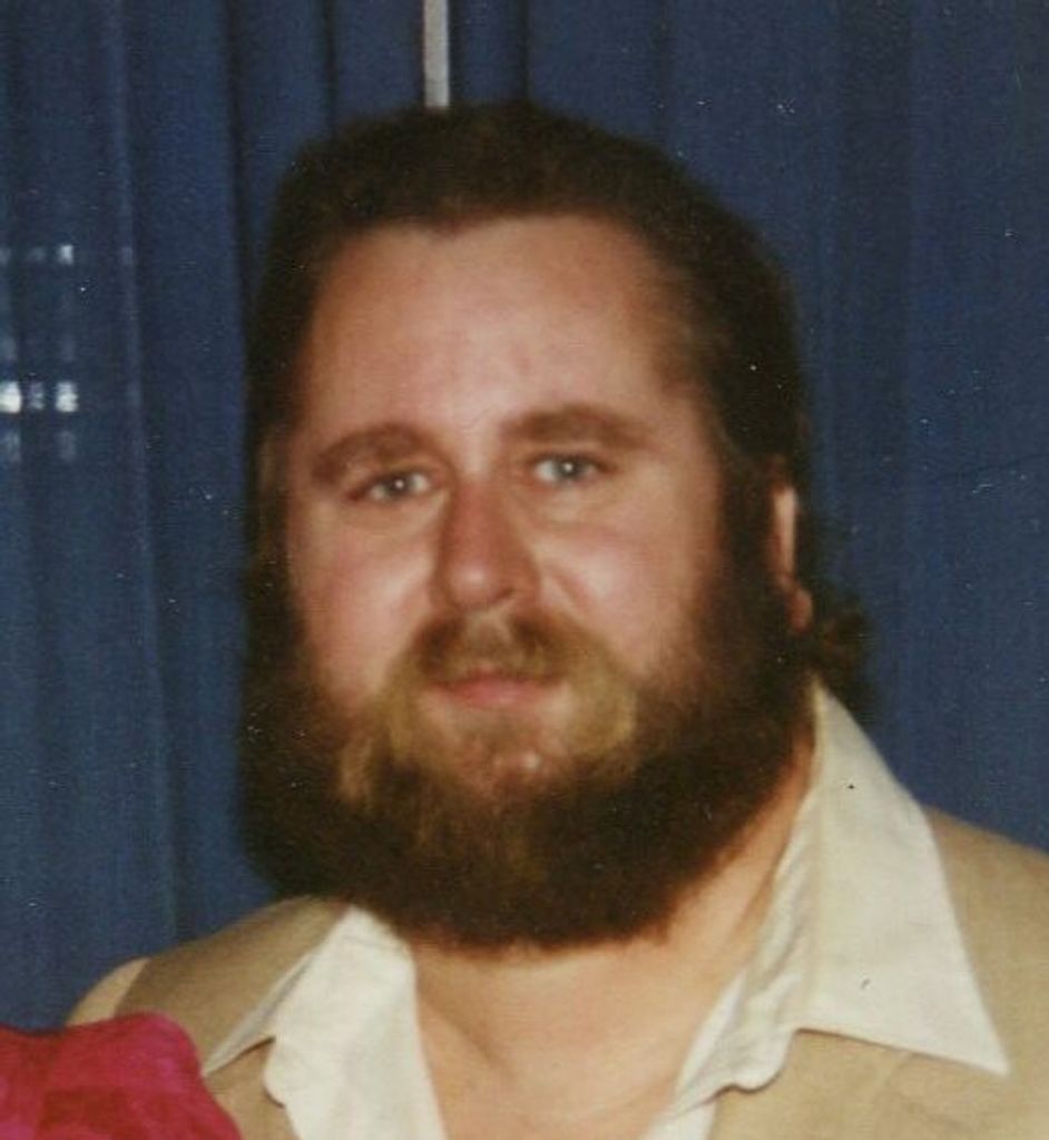 Michael Kmiec