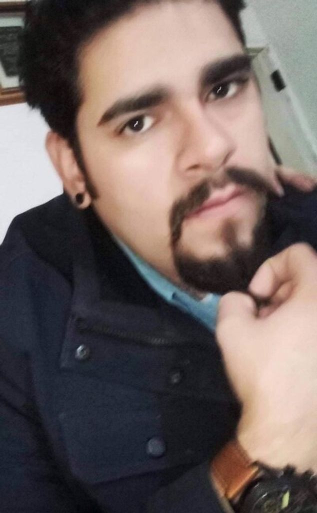 Adrian Santos Profile Photo
