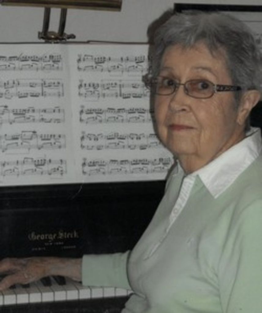 Virginia Lee Smith Rainwater Profile Photo