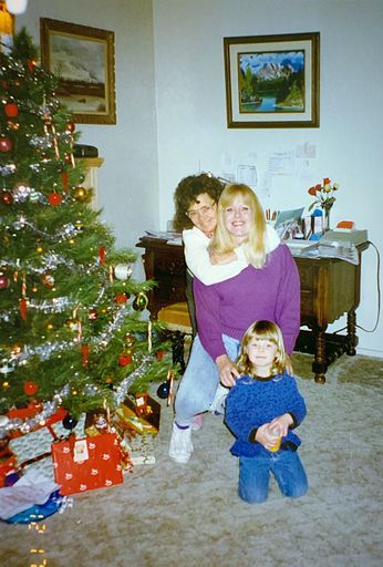 Mary Mills photo gallery thumbnail 67 of 103