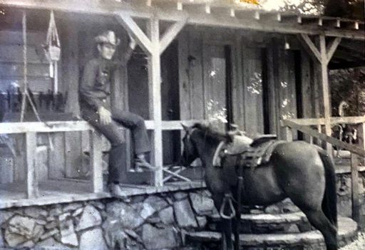 Bobby Leroy Skinner photo gallery thumbnail 40 of 64