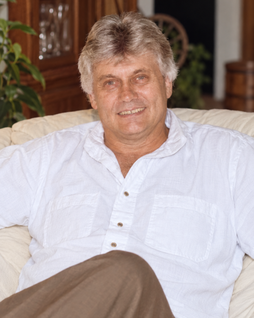 DAVID MOLINEAUX Profile Photo